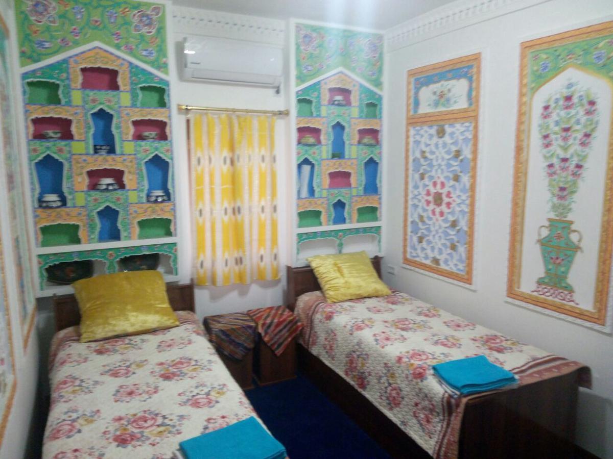 Al Hilol Guesthouse Buchara Exterior foto